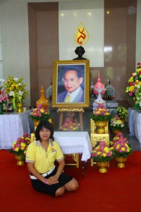 อ.ส.ค. ร่วมลงนามถวายพระพรพระบาทสมเด็จพระเจ้าอยู่หัว ณ โรงพยาบาลศิริราช