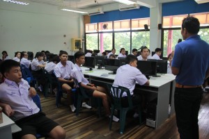  ส่งเสริมความรู้ด้านการเลี้ยงโคนมในสถานศึกษา (โรงเรียนมวกเหล็กวิทยา)