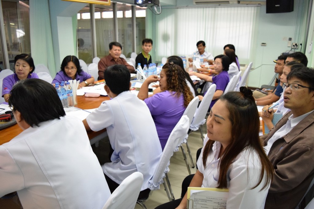 อ.ส.ค.ร่วมกับที่ปรึกษา อ.กฤษฎา สุขสถิตย์เข้ามา Audit และตรวจประเมินระบบเอกสาร(EM,EP-01.EP-014,WI) วันที่ 23 กรกฎาคม 2558 ณ.สำนักงาน อ.ส.ค.ภาคใต้