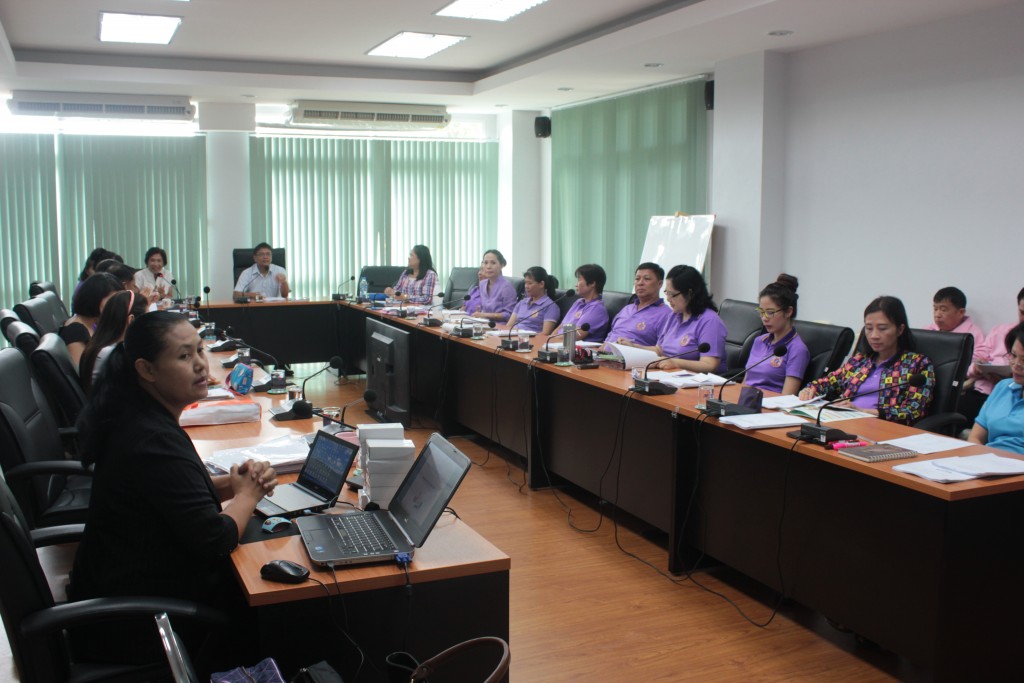 สำนักงาน อ.ส.ค. ภาคเหนือตอนบนจัดอบรมทบทวนข้อกำหนดระบบมาตรฐานคุณภาพ ISO 22000:2005 และ GMP&HACCP ให้กับพนักงาน อ.ส.ค. ภาคเหนือตอนบน เพื่อทบทวนข้อกำหนดต่างๆ ของระบบมาตรฐานคุณภาพ เมื่อวันที่ 3-4 สิงหาคม 2558 โดยวิทยากรจากสำนักงานระบบรับรองคุณภาพ ณ สำนักงาน อ.ส.ค. ภาคเหนือตอนบน