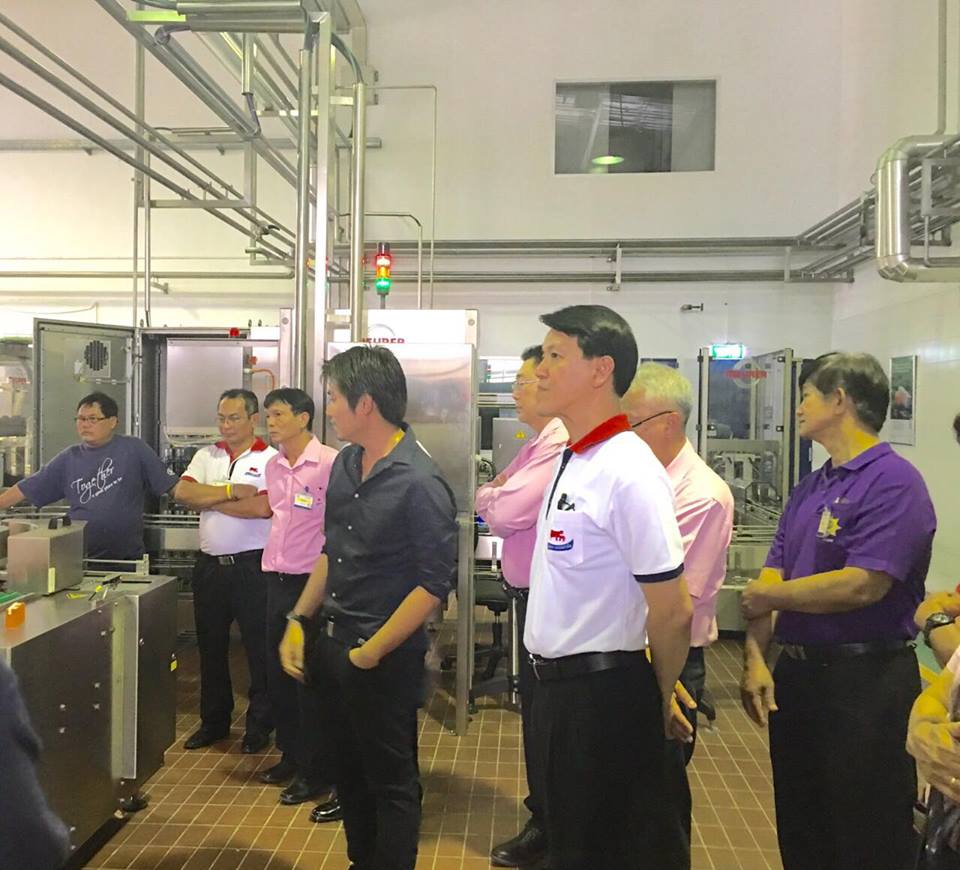 ดร.ณรงค์ฤทธิ์ วงศ์สุวรรณ ผู้อำนวยการ อ.ส.ค.นำทีมผู้บริหาร อ.ส.ค.เยี่ยมชมกิจการ บริษัท เอส ไอ จี คอมบิบล็อค (ประเทศไทย) จำกัด