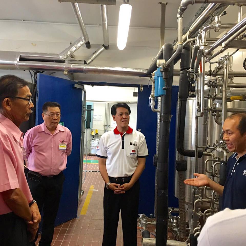 ดร.ณรงค์ฤทธิ์ วงศ์สุวรรณ ผู้อำนวยการ อ.ส.ค.นำทีมผู้บริหาร อ.ส.ค.เยี่ยมชมกิจการ บริษัท เอส ไอ จี คอมบิบล็อค (ประเทศไทย) จำกัด